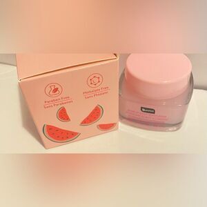 💥B- Pure  Glow  up night moisturizer with watermelon 🍉Extract and niacin…🎉